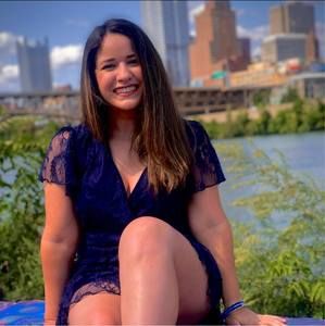 Meet your Posher, Gina